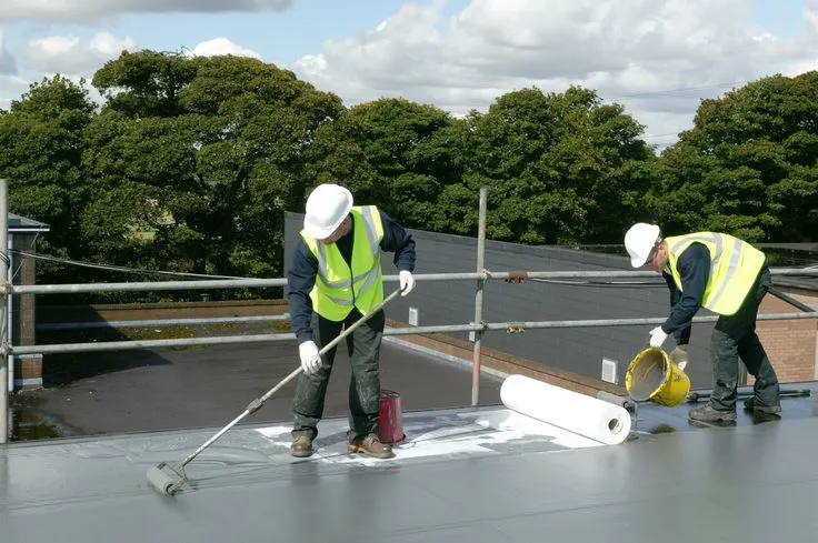 عوازل الأسطح في الدمام: دليلك لاختيار الأفضل لمنزلك