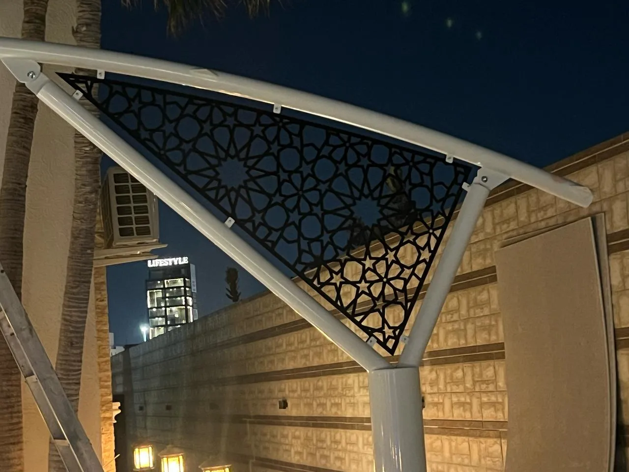 مظلات سيارات في عزيزيت الخبر 