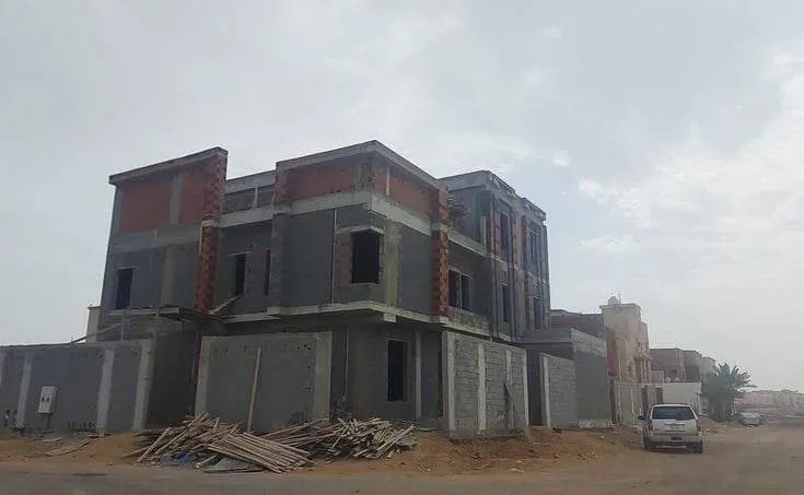 ترميم عماير قديمة وجديدة في المنطقة الشرقية 