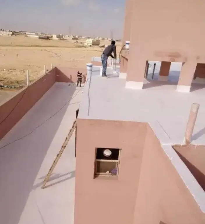 معلم عازل أسطح حي النور بالدمام والخبر والقطيف 