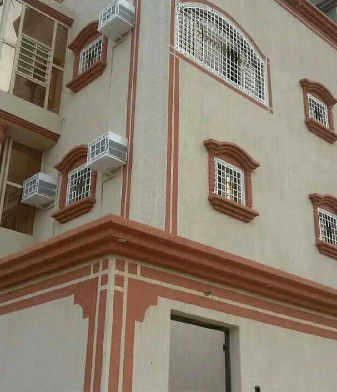 مقاول ترميم واجهات فلل ومنازل بالقطيف والخبر 