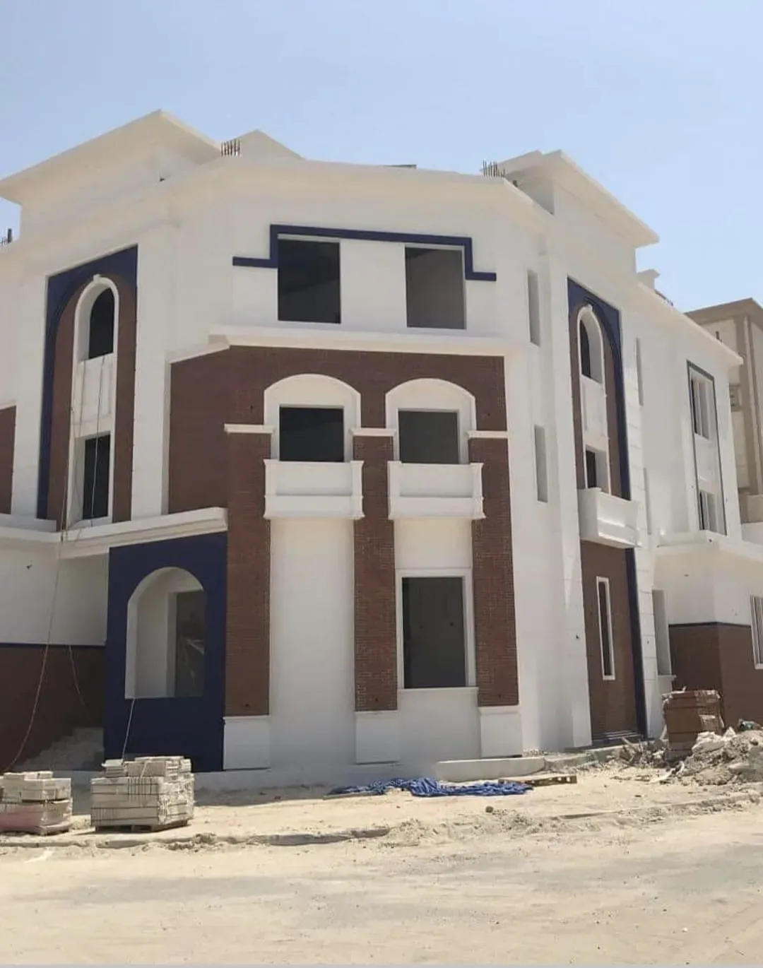مقاول ترميم واجهات فلل ومنازل بالقطيف والخبر 