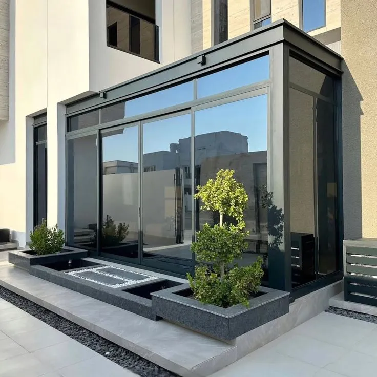 بناء وتصميم ملاحق زجاجية في القطيف | تصاميم عصرية وفاخرة