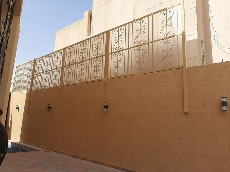 سواتر الشرقية | تركيب سواتر حديد وخشب للمنازل بجودة عالية