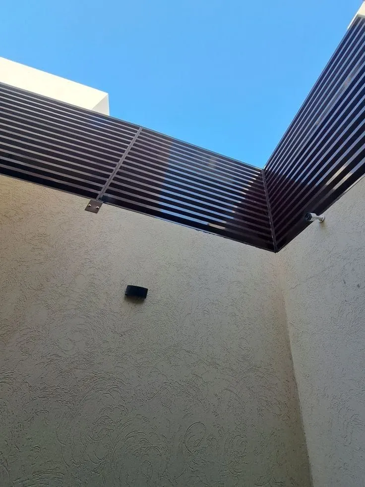 سواتر الشرقية | تركيب سواتر حديد وخشب للمنازل بجودة عالية