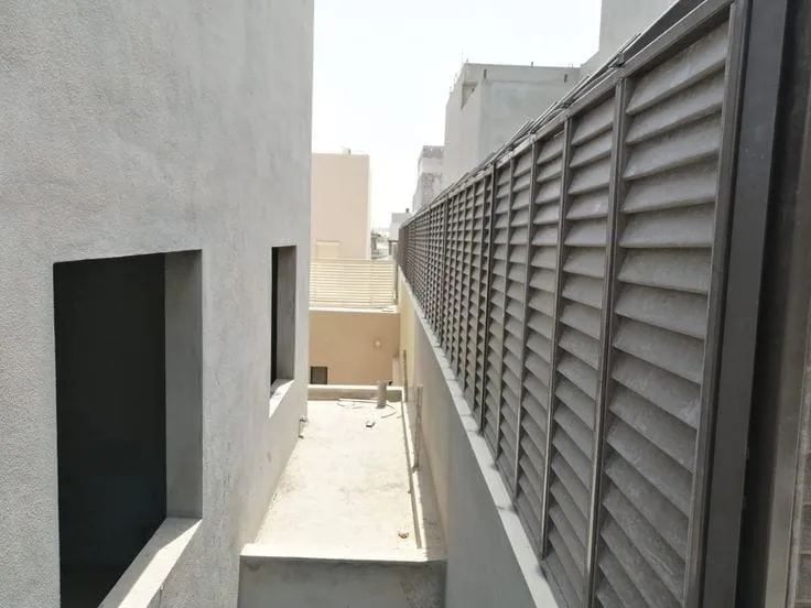 سواتر الشرقية | تركيب سواتر حديد وخشب للمنازل بجودة عالية