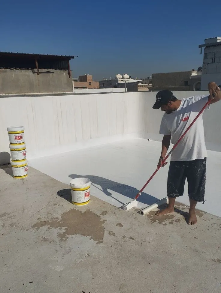 دهان عزل اسطح في الدمام | معلم عوازل اسطح مائية وحرارية