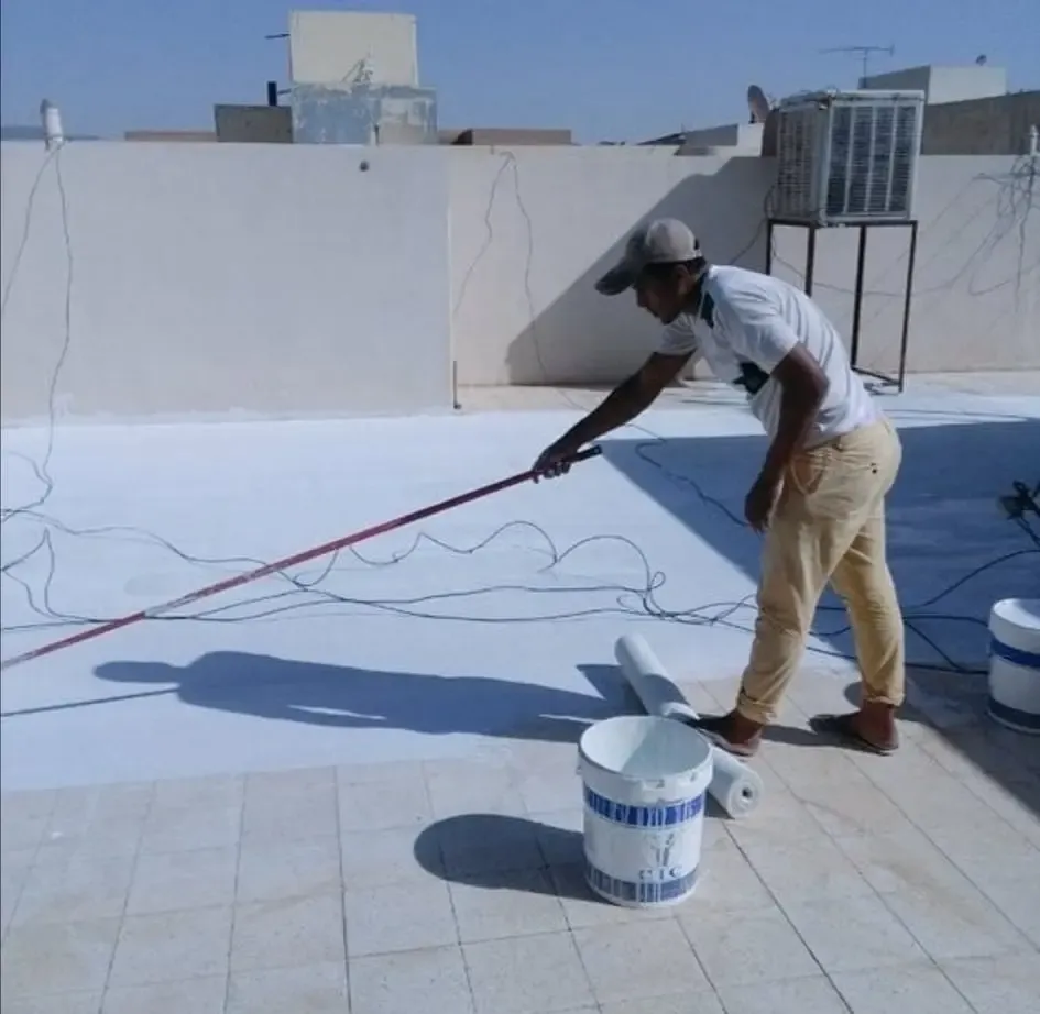 دهان عزل اسطح في الدمام | معلم عوازل اسطح مائية وحرارية